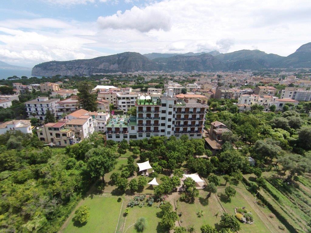 Majestic Palace Hotel Sant'Agnello Exterior foto